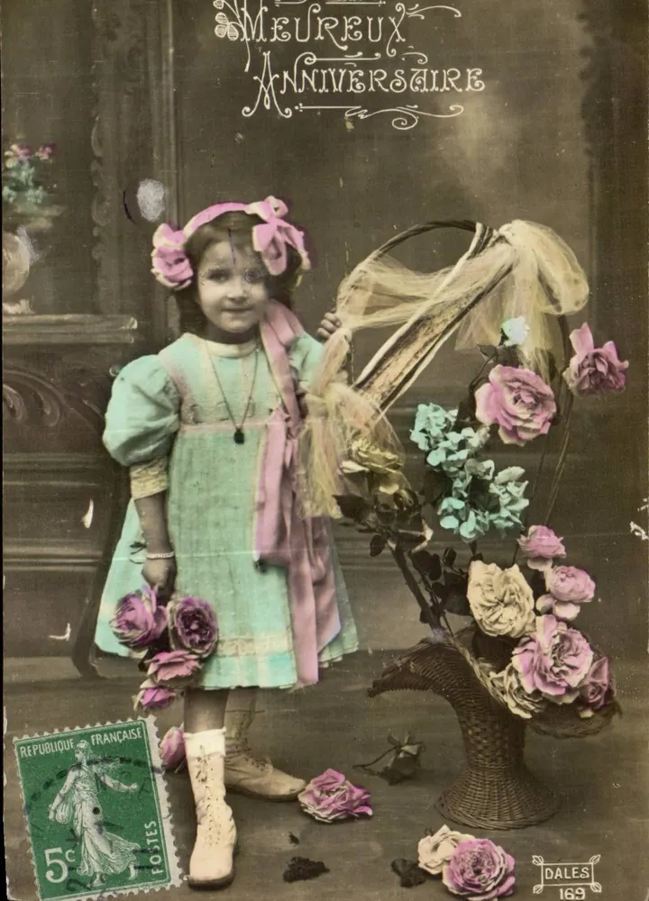 Mädchen in blauer Kleidung und rosa Schleier — Rosenstrauß — Verlag DALES n°169 - Vorderseite