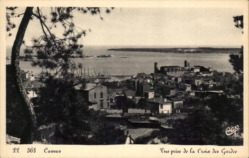 Cannes — Ansicht von der Croix des Gardes — Verlag Cap, Nr. LL 368 - Vorderseite