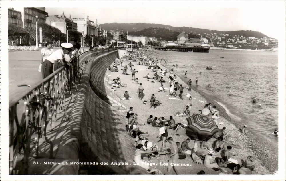 NICE - Die Promenade des Anglais, Die Plage, Die Casinos - Vorderseite