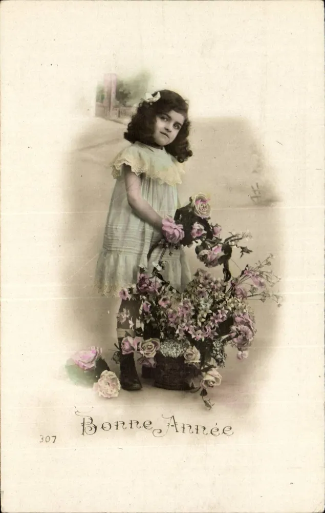 Mädchen mit Blumenstrauß — Frohe Neujahr — Serie 307 - Vorderseite