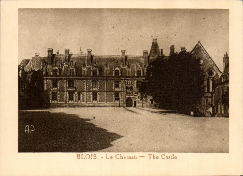 Blois - O Castelo — The Castle — AP - Frente