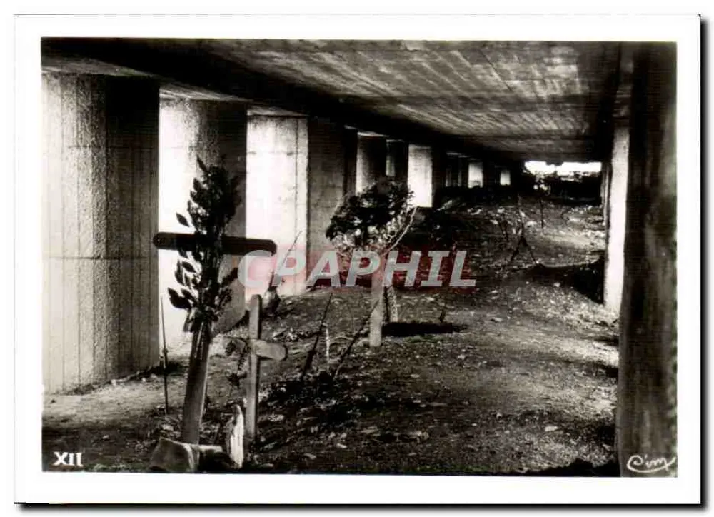 Vista sob um viaduto — série XII — editor Cim - Frente