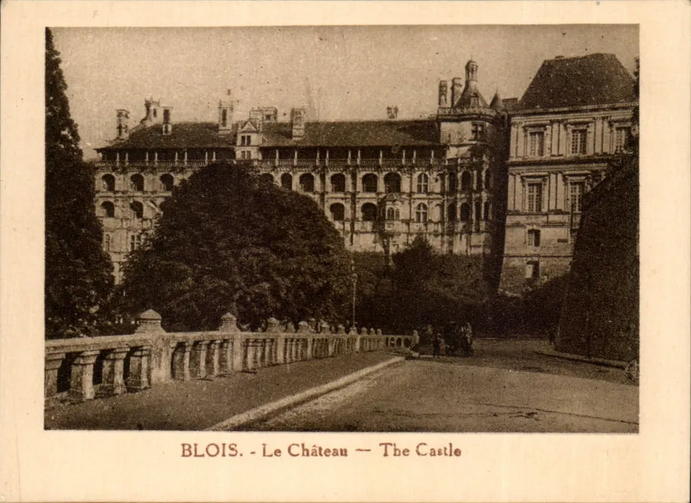 Blois - O Castelo — The Castle - Frente