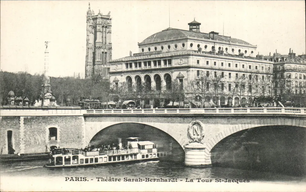 Paris — Theater Sarah-Bernhardt — La Tour St-Jacques - Vorderseite