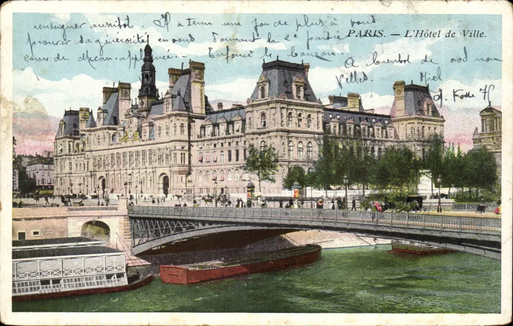 Parijs — Het Hôtel de Ville — uitzicht vanaf de brug van de Aartsbisschop - Voorkant