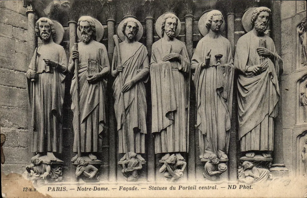 Parigi — Notre-Dame — Facade — Statue del Portale centrale — ND Phot. - Recto