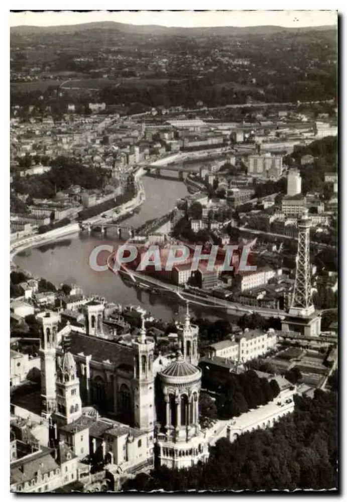 Basilika Notre-Dame de Fourvière, Fernsehturm und Tal der Saône - Vorderseite