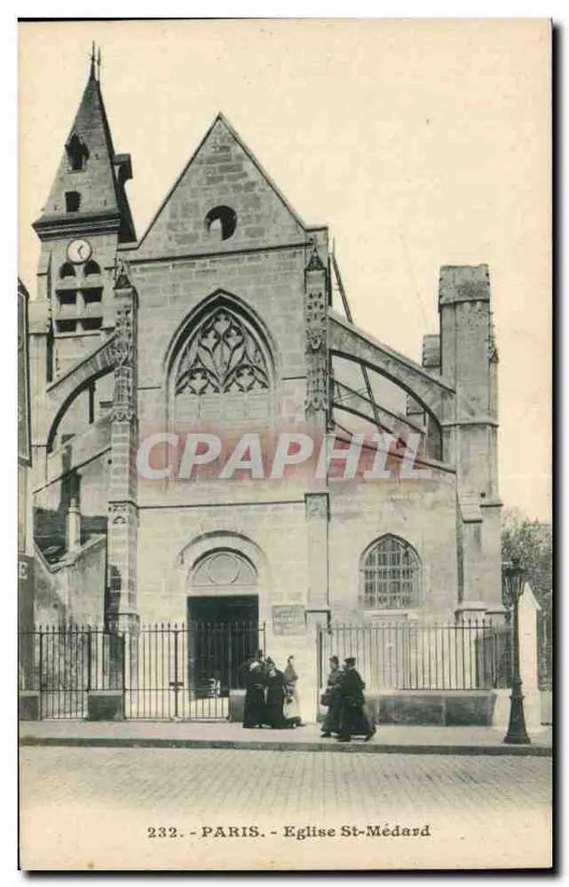 Parijs - Kerk van Sint Medardus — uitzicht op de gotische gevel met klokkentoren en groep mensen — onbekende uitgever, n° 232 - Voorkant