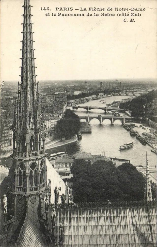 Paris — Die Spitze von Notre-Dame und der Panoramablick auf die Seine (Ostseite) — C.M. n°144 - Vorderseite
