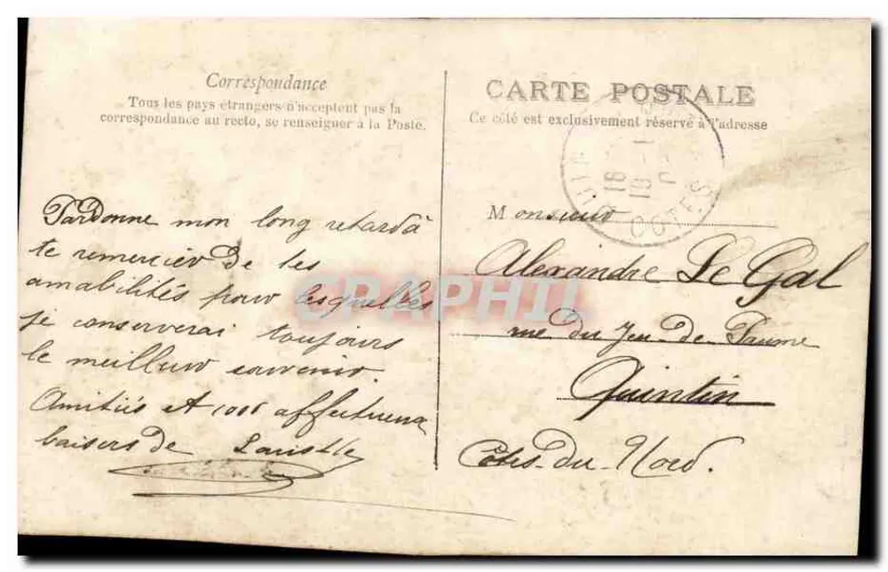 Menina pequena com vestido de mangas largas — Doix Soldenir — editor M. Mannay - Verso
