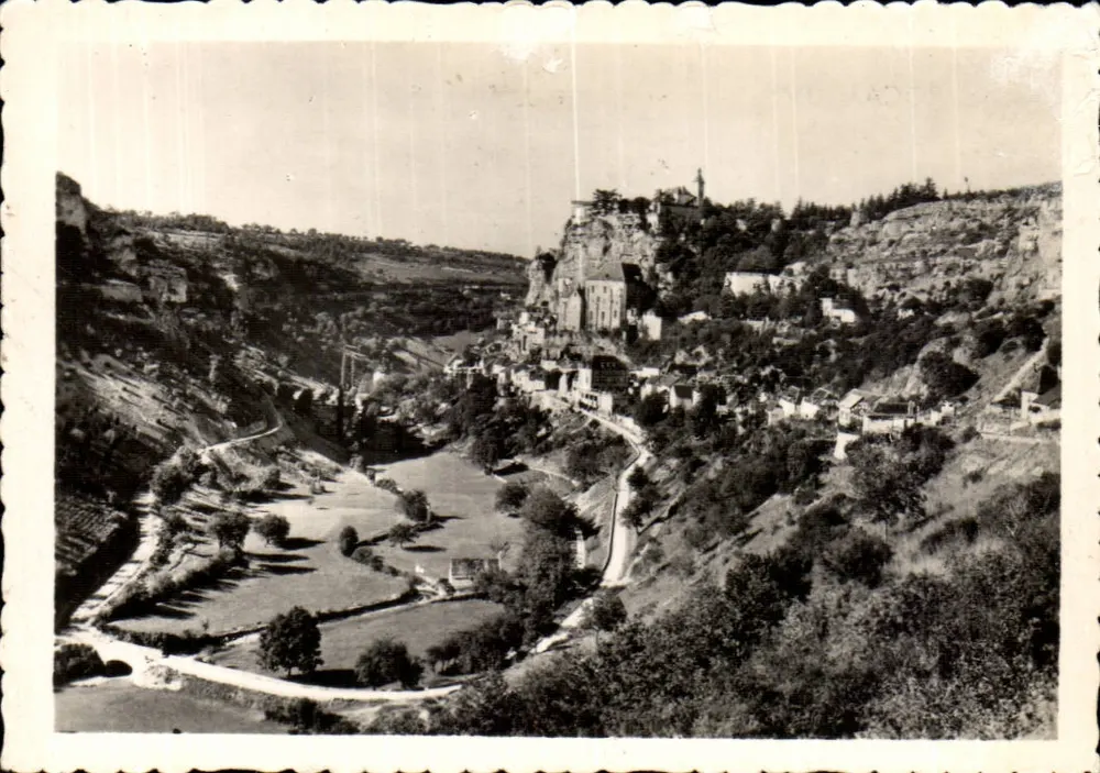Rocamadour — Vista geral — Edit. YVON - Repr. int. - Frente