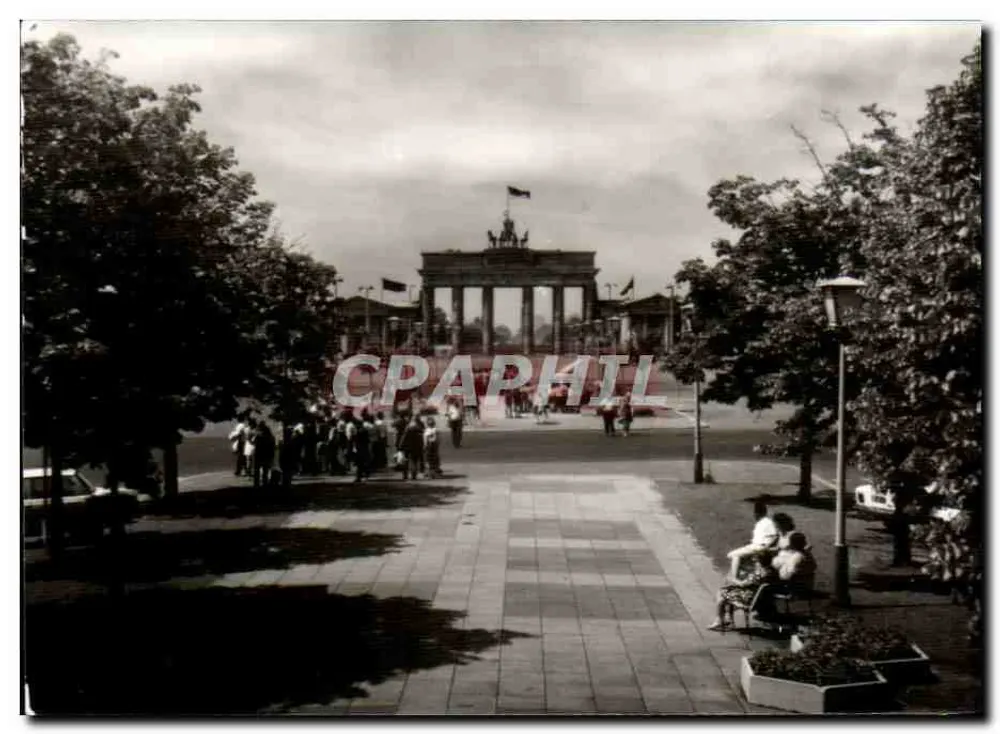 Berlin, Hauptstadt der DDR — Brandenburger Tor — FOTOLAB - Vorderseite