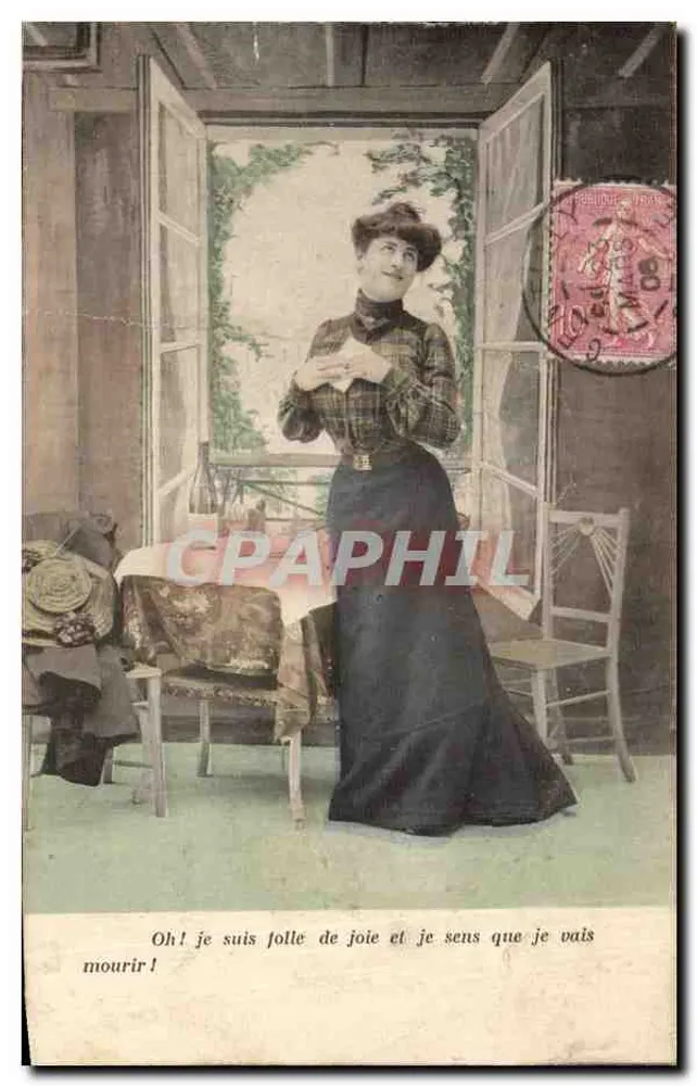 Femme en robe à carreaux — texte humoristique — éditeur inconnu - Recto