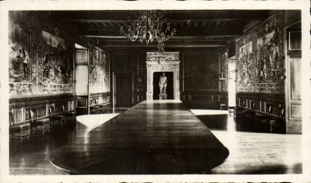 Pau - Das Schloss — Saal genannt der Staaten - Der Speisesaal - Vorderseite