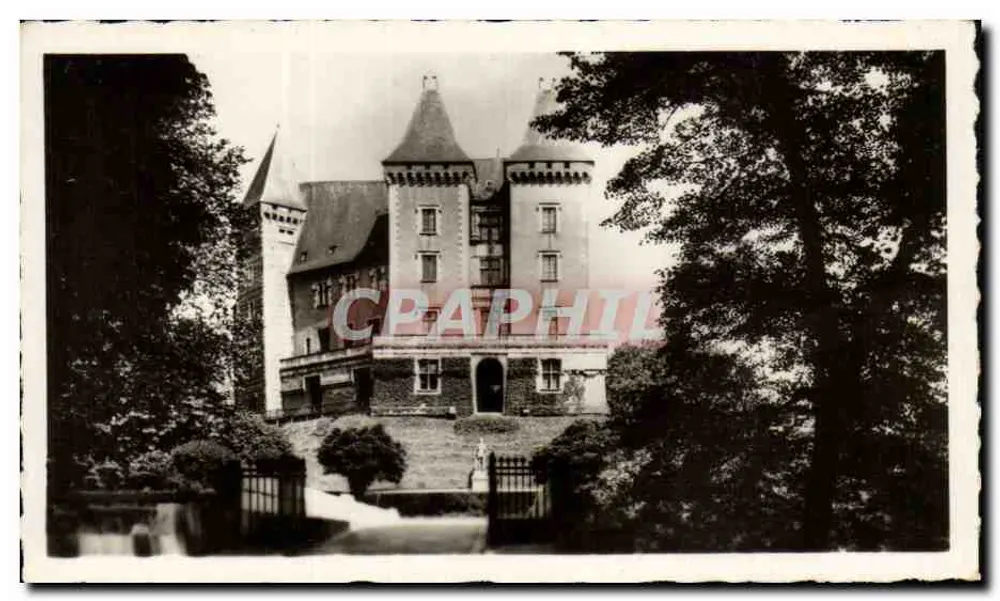 PAU - Uitzicht op het kasteel vanaf de Basse Plante — serie 12 - Voorkant