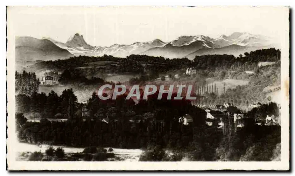 Pau - A Cadeia dos Pirineus — série 108 — editor não visível - Frente