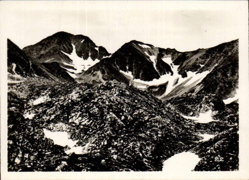 Montanhas nevadas — vista alpina — n° 82 - Frente