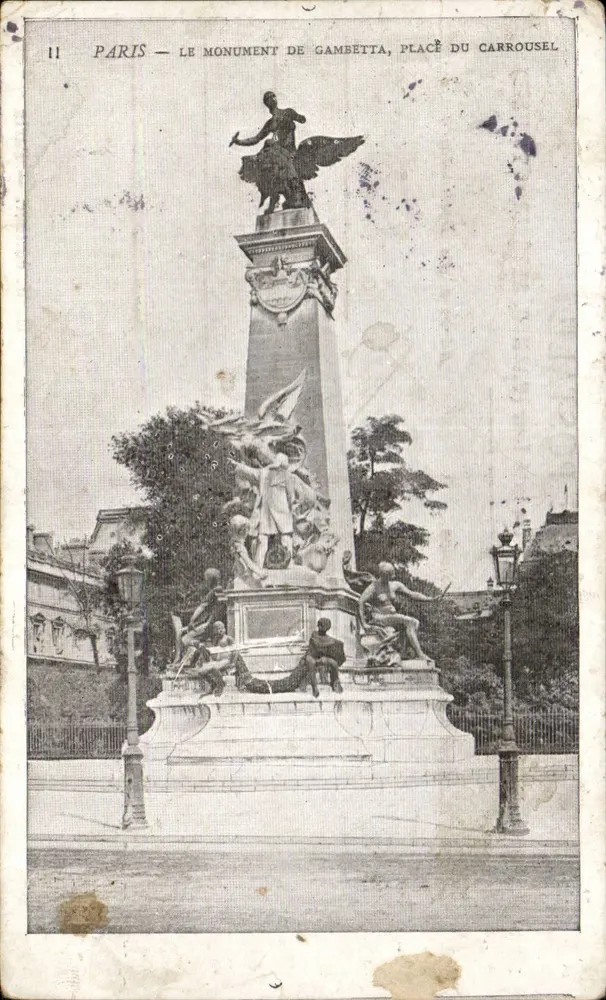 Paris — O monumento de Gambetta, praça do Carrousel — E. M. editor, n°11 - Frente
