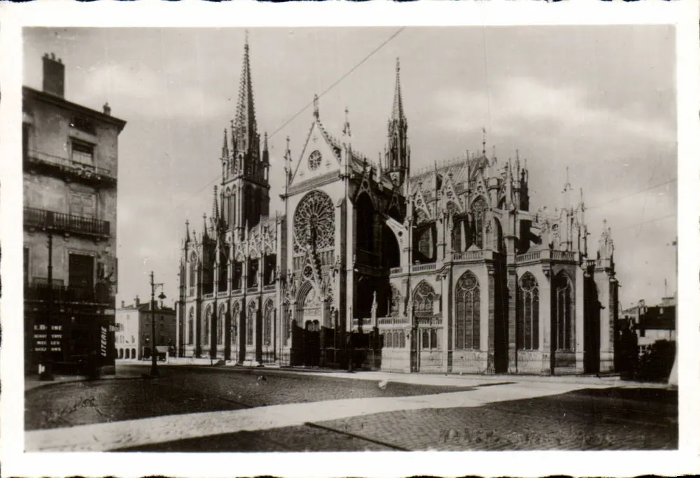 Nancy — A Igreja de Saint-Epvure - Frente