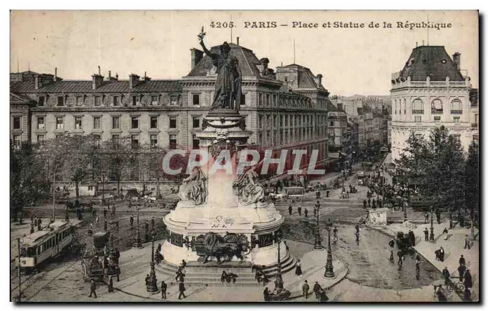 Paris – Place e Estátua da República — n° 4205 - Frente