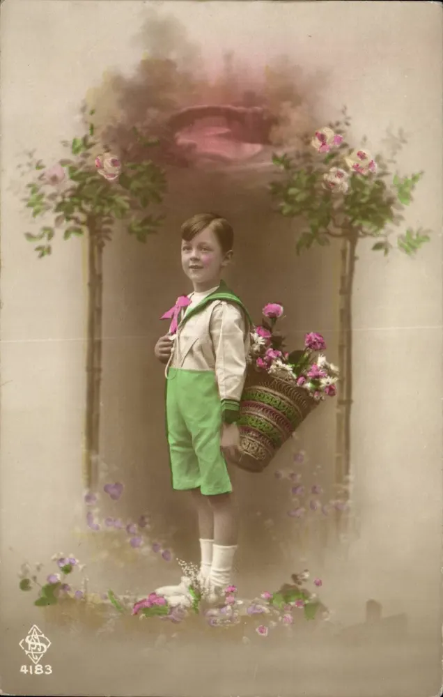 Enfant avec panier de fleurs — décor floral — éditeur L. Branser, Nantes, n° 4183 - Recto