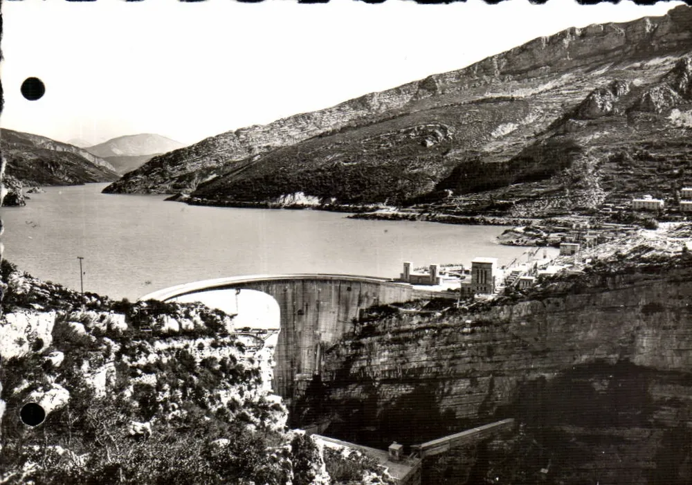 Staudamm von Castillon — Panoramablick — Nr. 5 - Vorderseite
