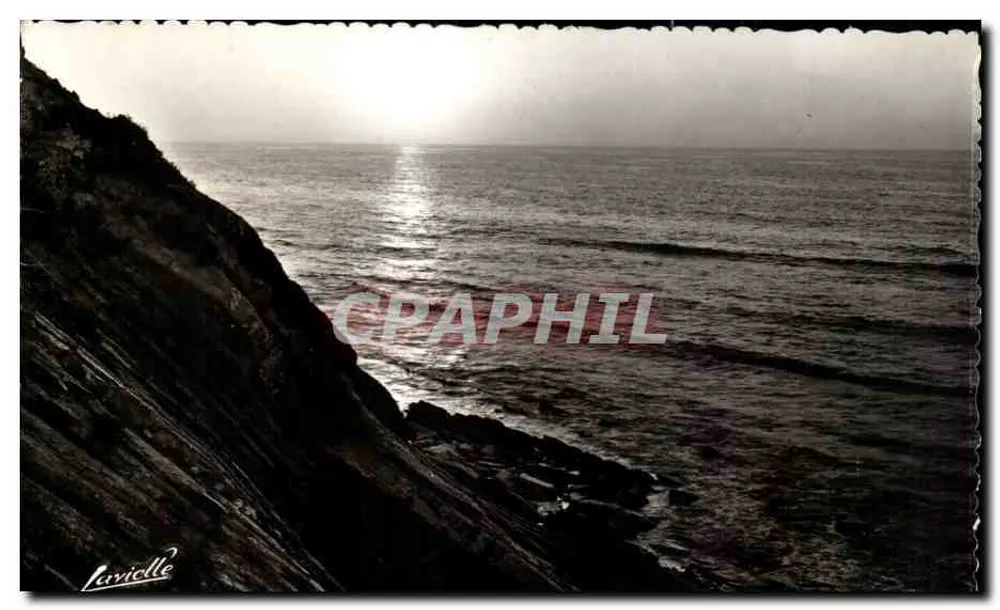 Falaises de Socoa ao crepúsculo — P 1074 — Editor Laviolle, Biarritz - Frente