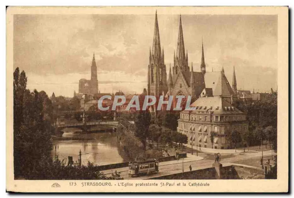 Straßburg - Evangelische St. Paul Kirche und Kathedrale - Vorderseite