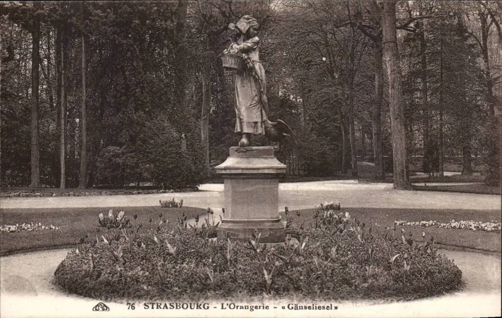 Estrasburgo - A Orangerie - « Gänselesel » - Frente