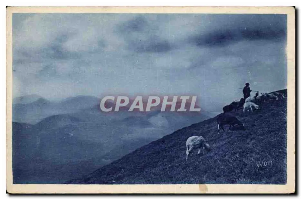 Auvergne — A Região dos Puys — Edições de Arte Yvonne, Paris - Frente