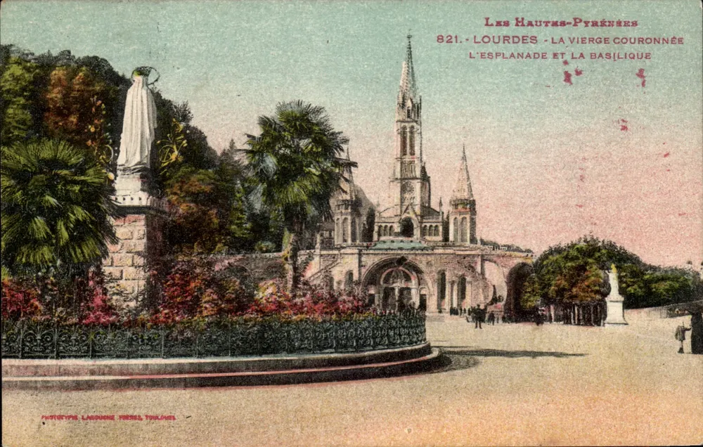 Lourdes - Die gekrönte Jungfrau und die Esplanade — L'Historype, Laquache Frères, Toulouse - Vorderseite