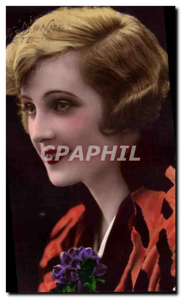 Junge Frau im Kimono — Portrait - Vorderseite