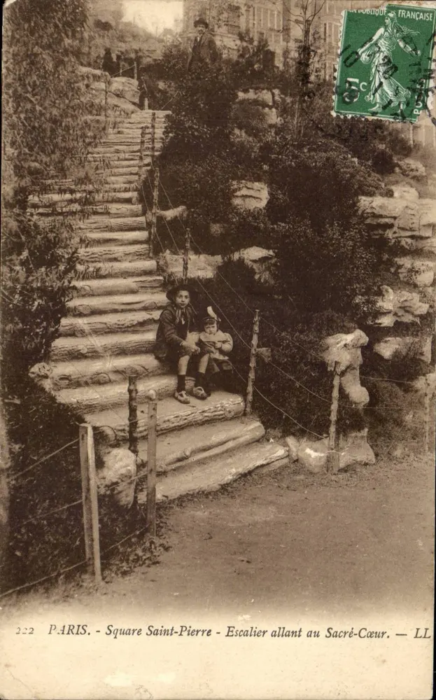 Paris - Place Saint-Pierre - Treppenweg zum Sacré-Cœur — LL - Vorderseite