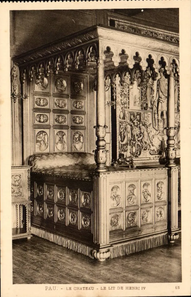 Pau - Das Schloss - Das Bett von Henri IV — Hélograve Labonche Frères, Nr. 145 - Vorderseite