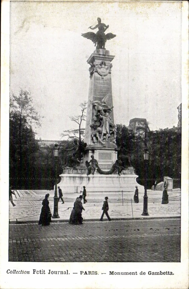 Monumento de Gambetta — Paris — Coleção Petit Journal - Frente