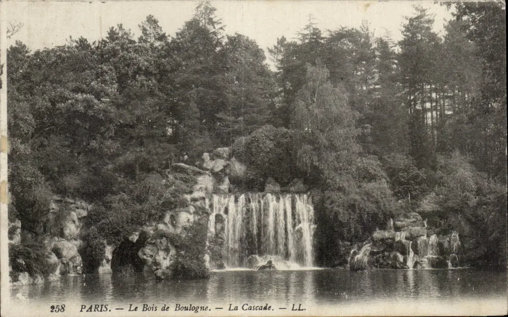 Paris — O Bois de Boulogne — A Cascata — LL. — N° 258 - Frente
