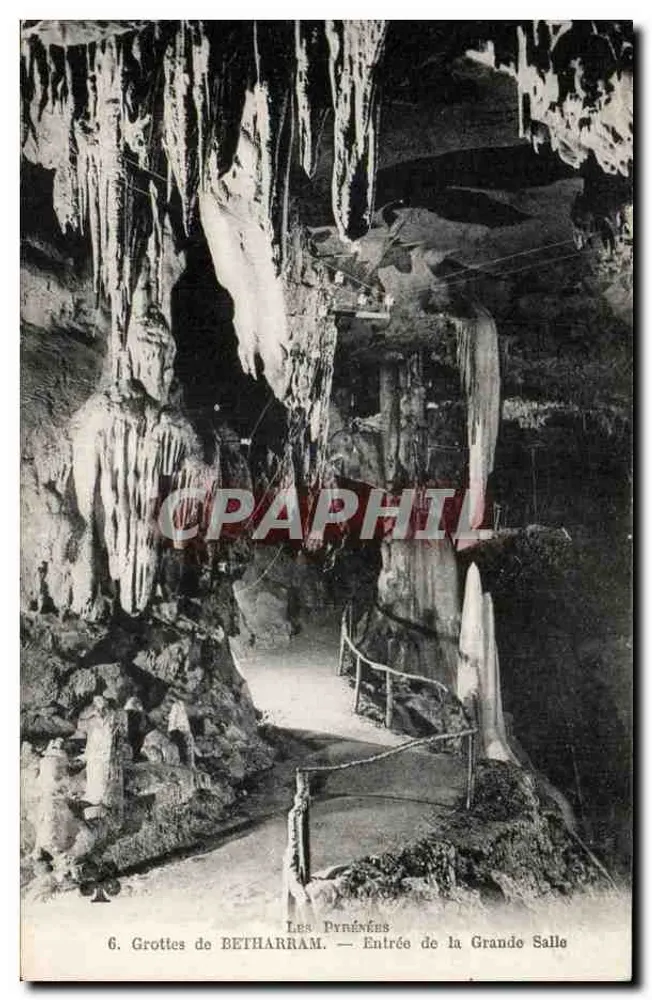 Grottes de BETHARRAM — Entrée de la Grande Salle — Les Pyrénées - Frente