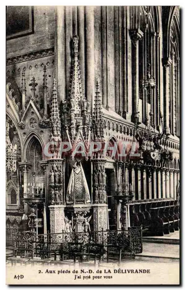 Nos pés de N.-D. da Délivrande — Interior de uma catedral gótica — A+D, n°2 - Frente