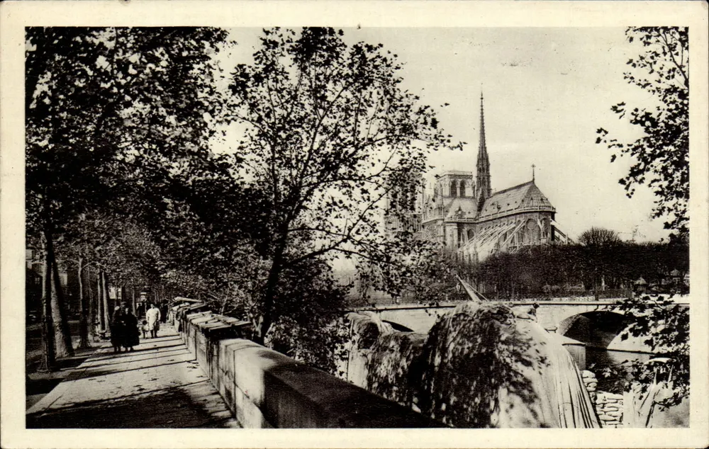 Onze Lieve Vrouw van Parijs — uitzicht vanaf de Quais — uitgever A. Leconte, n°38 - Voorkant