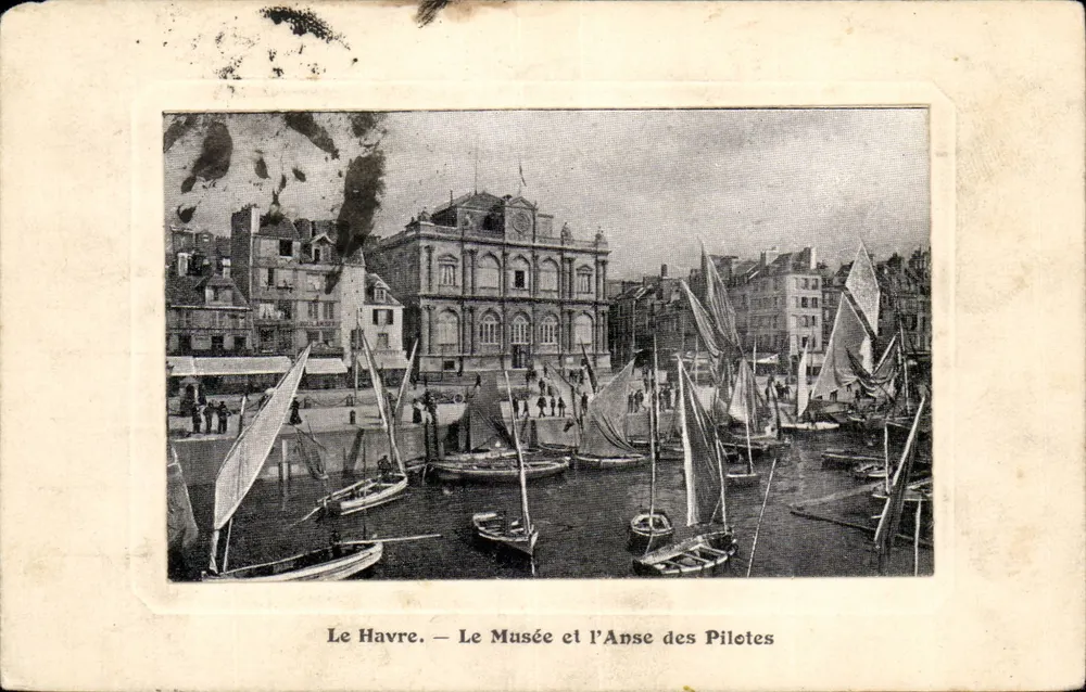 Le Havre — O Museu e a Anse des Piletes - Frente