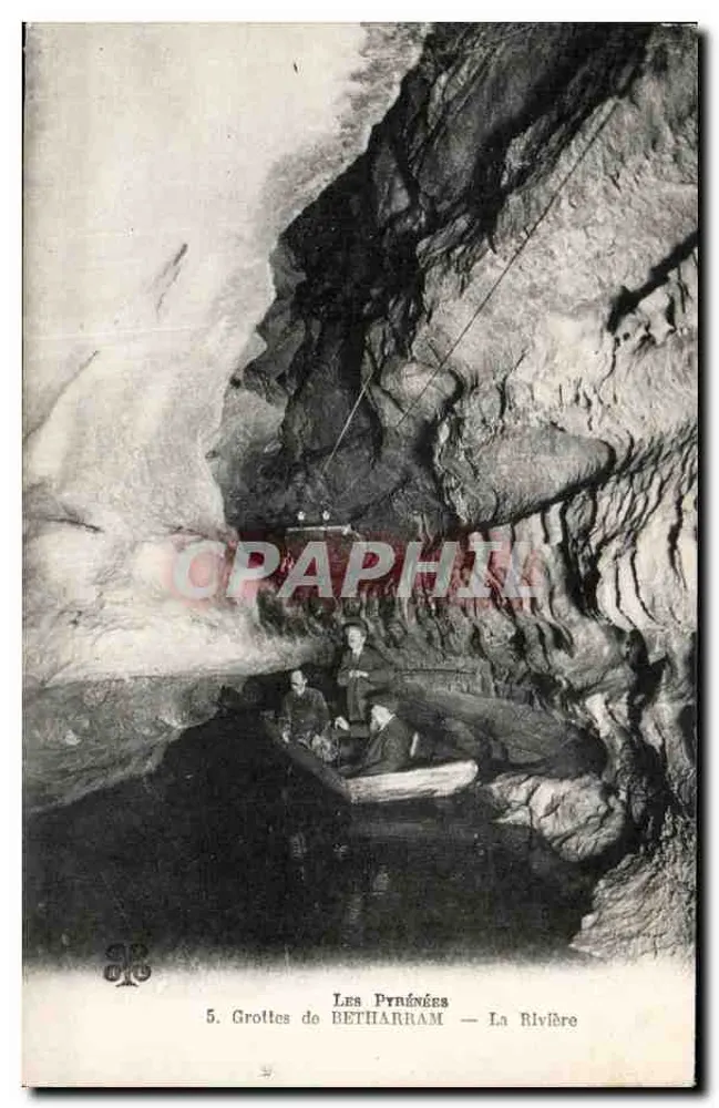 Os Pirineus — Grutas de Bétharram — O Rio - Frente