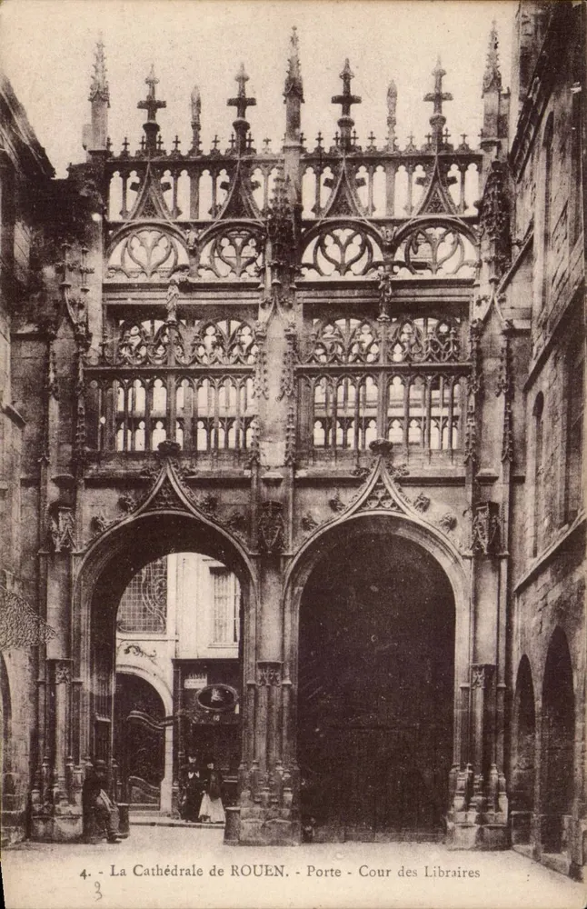 Katedra w ROUEN — Drzwi — Dziedziniec Książniany — Karty 'La Cigogne' nr 4 - Awers
