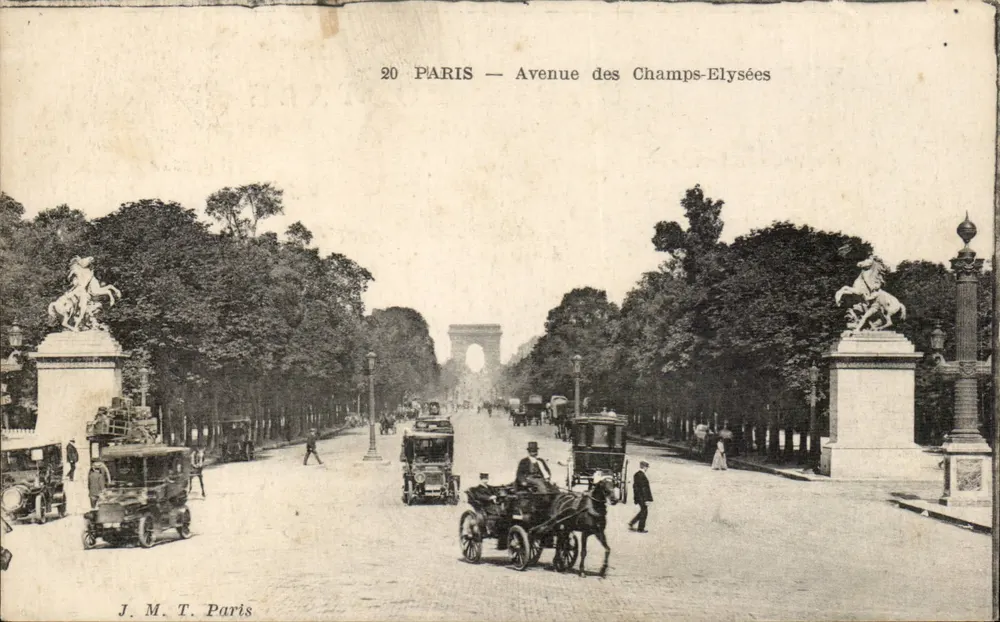 Paris — Avenida dos Campos Elísios — J. M. T. Paris - Frente