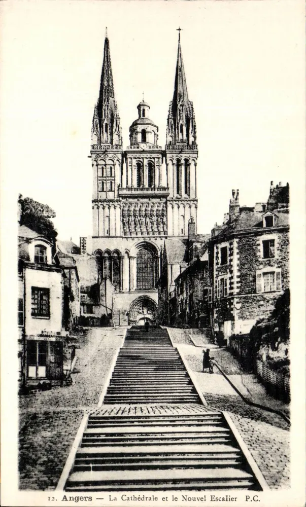 Angers — Die Kathedrale und die Neue Treppe — Phototypie J. Poterle - Vorderseite
