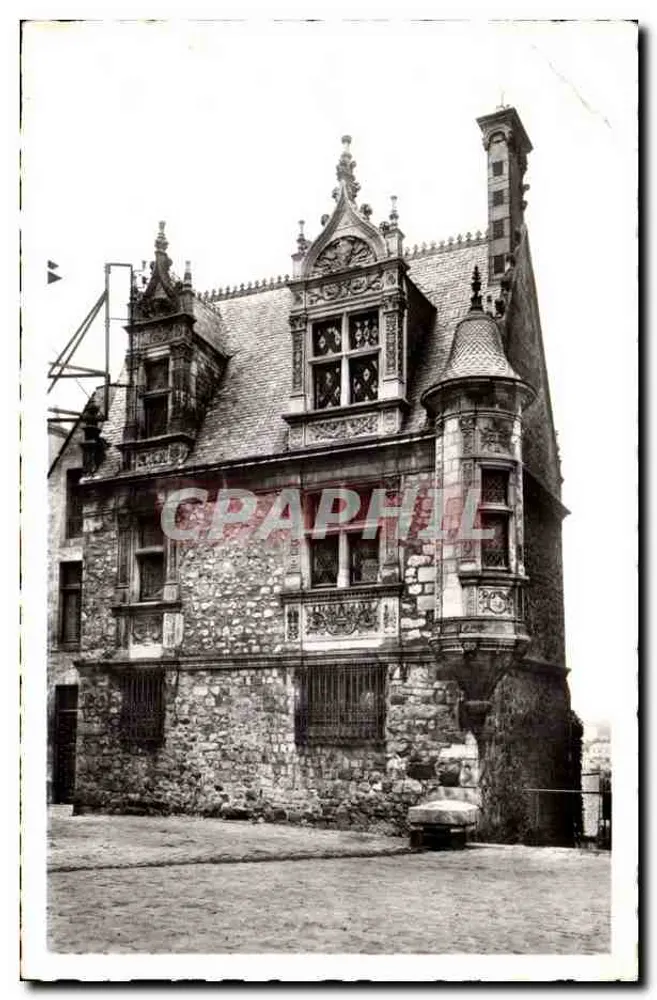 Le Mans — Rue des Chanoines — Casa Renascentista (cerca de 1520-1530) restaurada no século XIX — Foto A. Brûleau - Frente