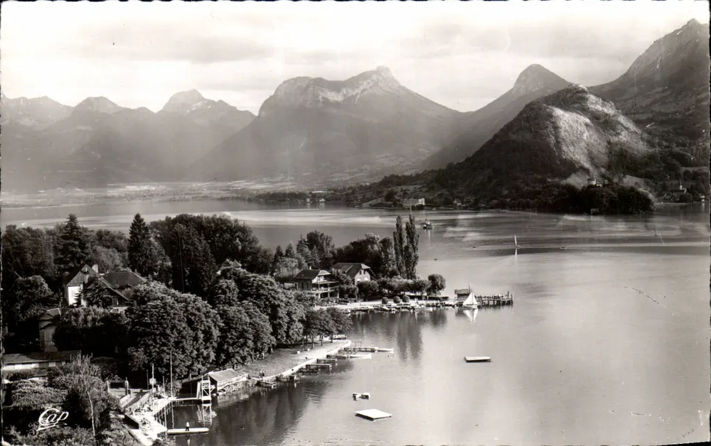 Lago de Annecy — Baía de Talloires — C.A.P. Réal-Photo - Frente