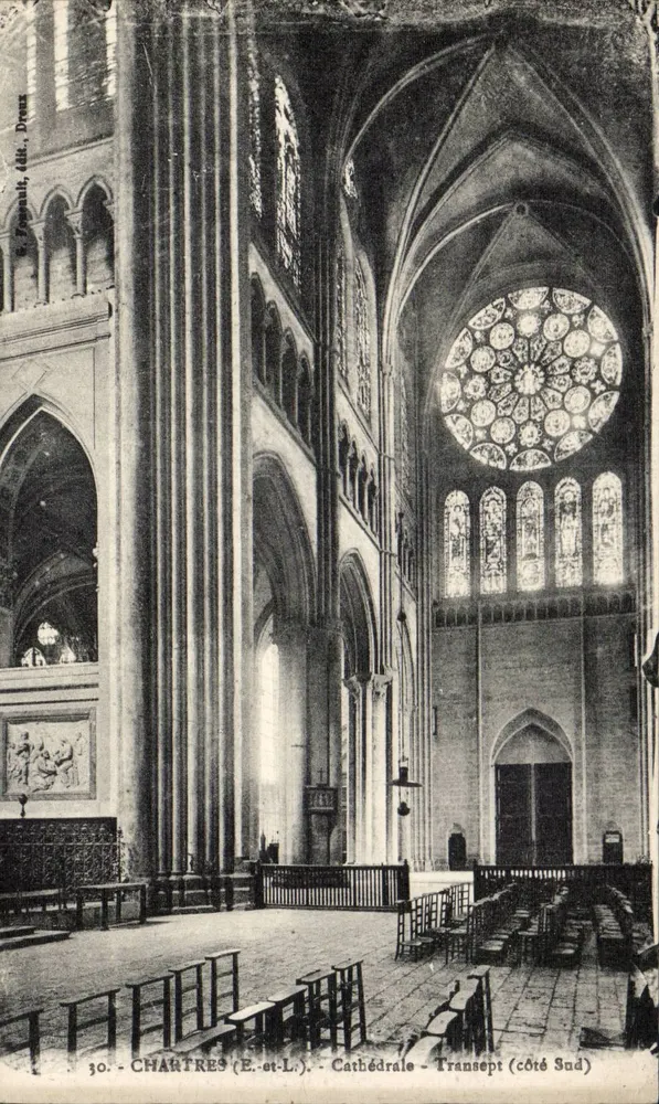 Chartres (E-et-L.) - Catedral - Traséptico (lado Ind) - Frente