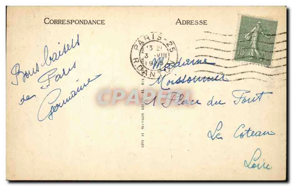 Paris - Place de la République — estátua central — LL - Verso