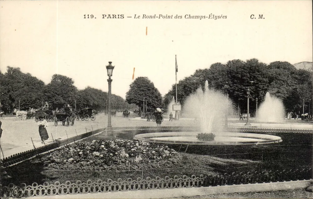Paris — O Rond-Point dos Campos Elísios — C.M. n°119 - Frente