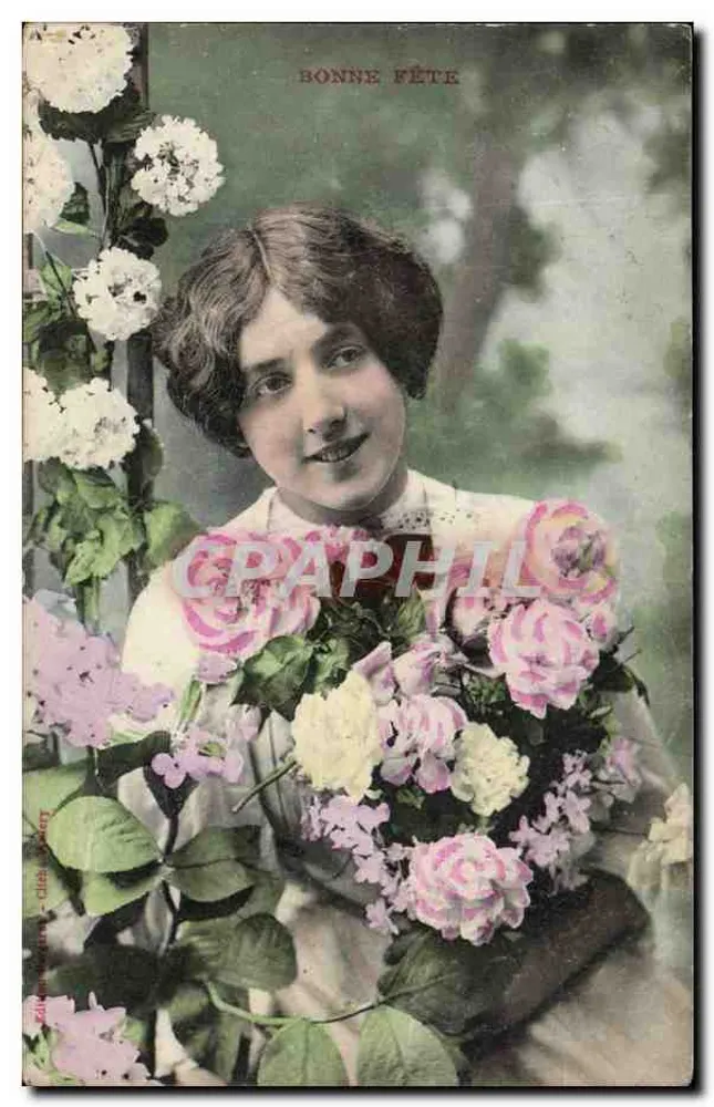 Junge Frau mit Rosenstrauß — Frohes Fest — Verlag: Chia Scott - Vorderseite